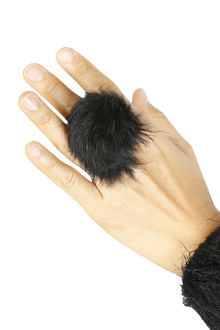Fluffy Pom Pom Ring