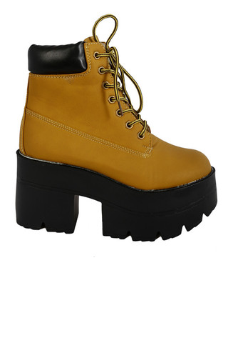 Platform Under Construction Boots - Wheat
