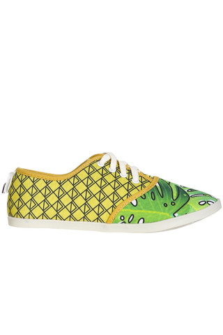 DV8 by Dolce Vita Ramona Sneaker - Leaf Print